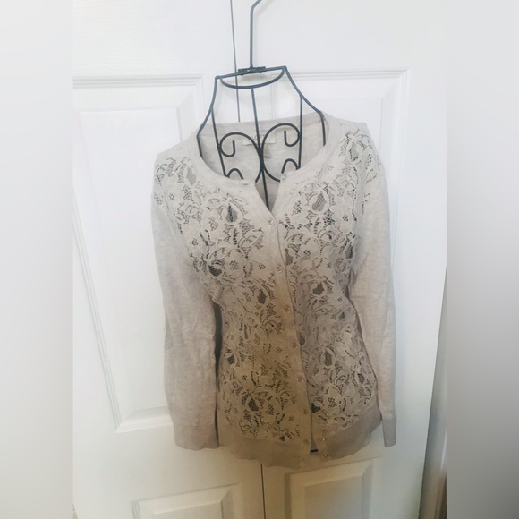 EUC Ann Taylor Loft Lace Cardigan. Small. - Picture 11 of 11